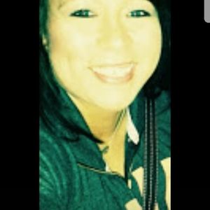 Meet your Posher, Priscilla